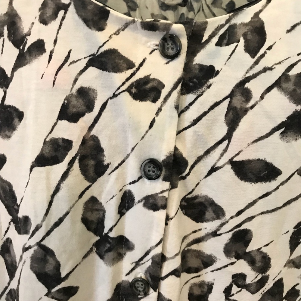 J JILL LONG SLEEVE BUTTON TOP - Picture 4 of 8